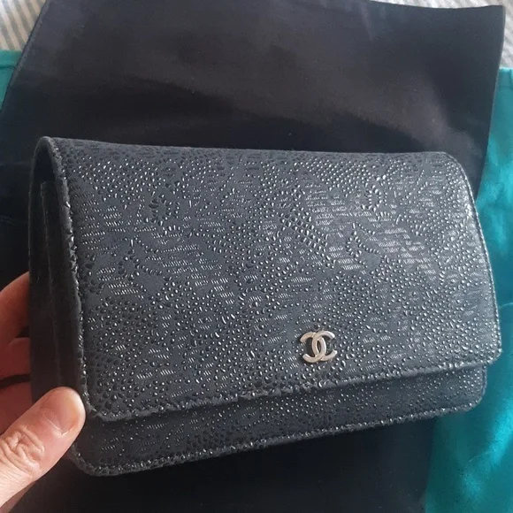 Chanel Wallet On Chain - Picture 2 of 16